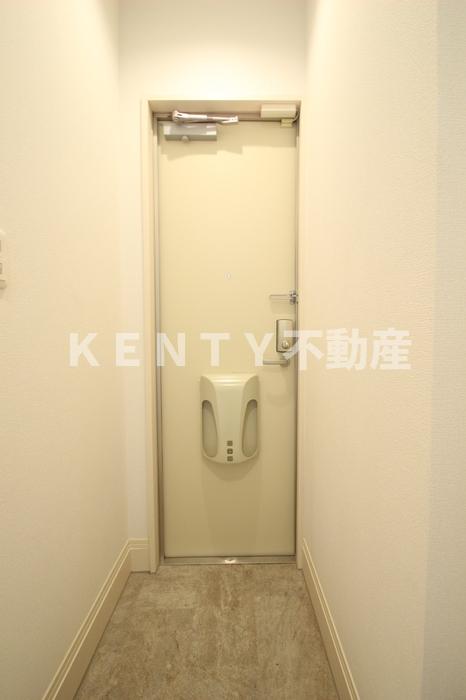玄関　落ち着いた玄関です