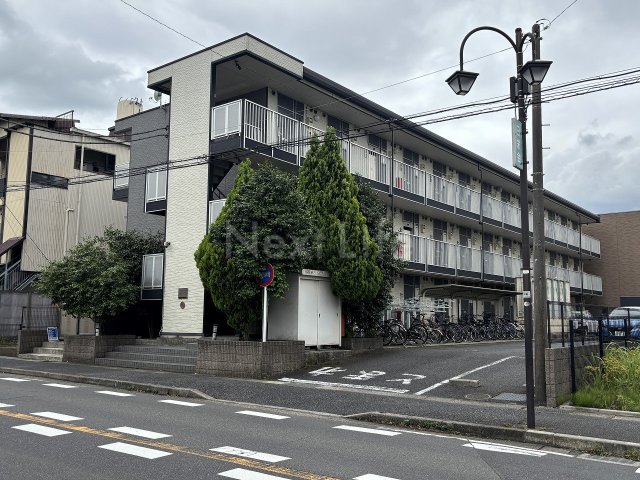 レオパレスハイツ流山の外観写真