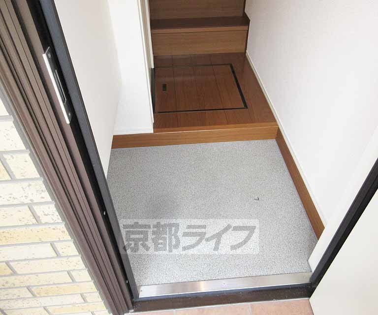 玄関　玄関部分です。