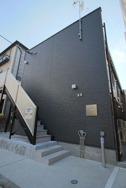 建物外観　駅徒歩3分