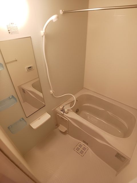 クローバーAの風呂写真