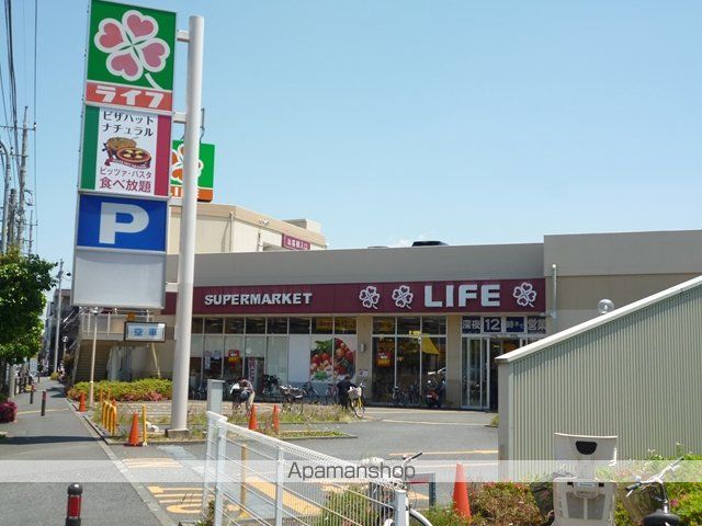 コンビニ　ファミリーマート（コンビニ）まで219m
