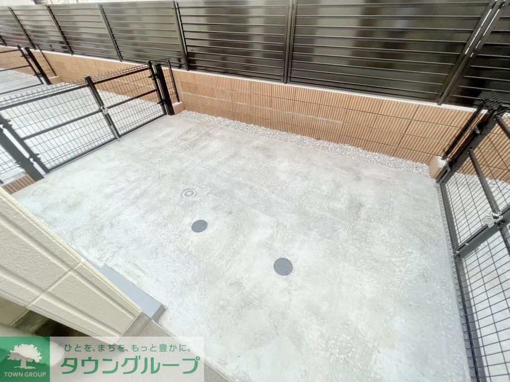 バルコニー　庭