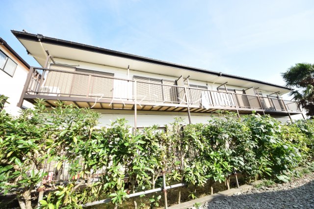 建物外観　落ち着いた雰囲気の外観です