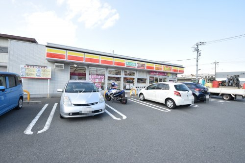 コンビニ　デイリーヤマザキ戸塚上柏尾店（コンビニ）まで763m
