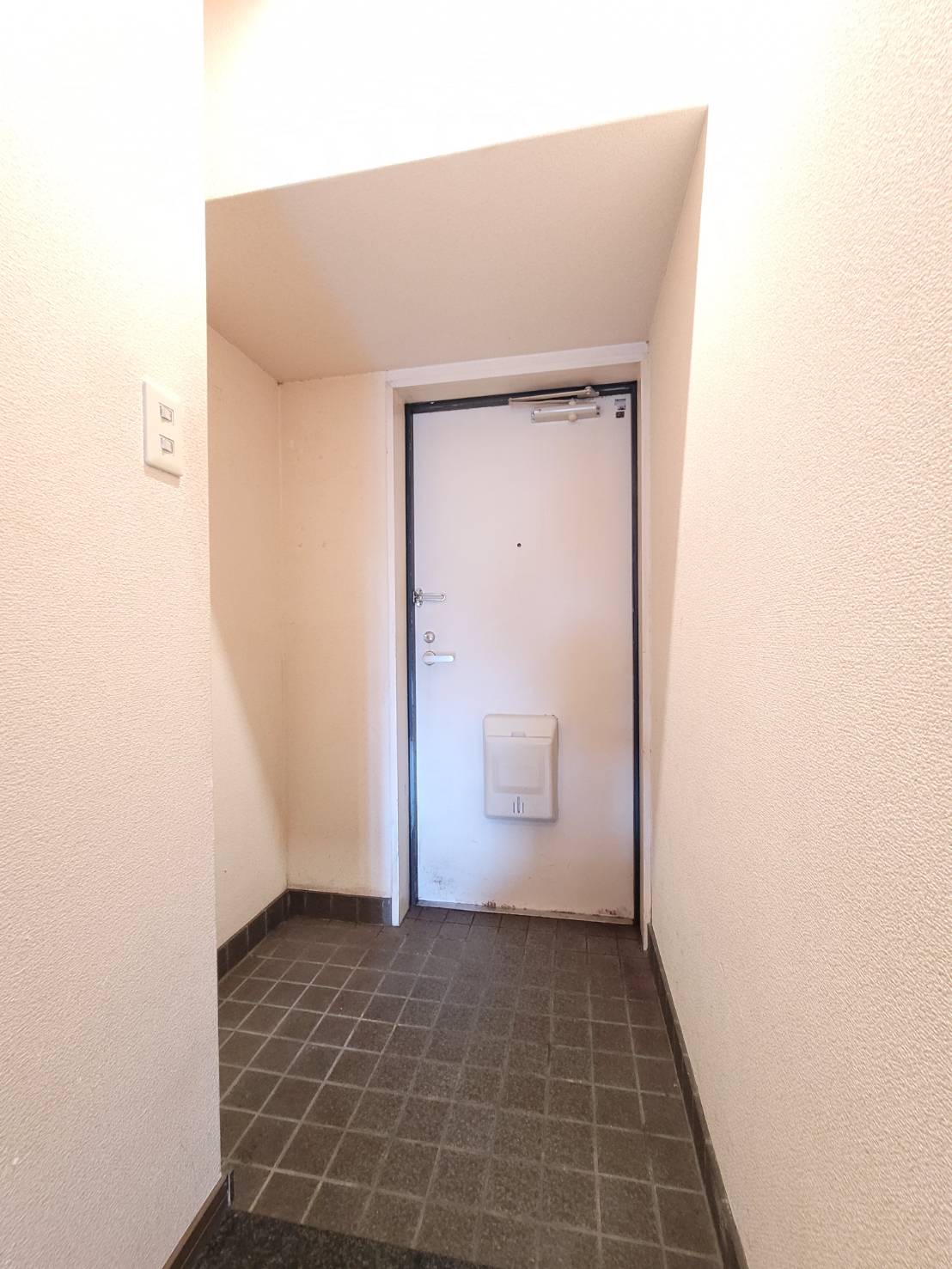パレ清水が丘の玄関写真