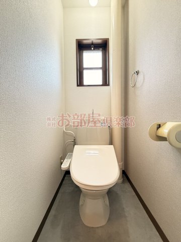 トイレ　清潔感のあるトイレです