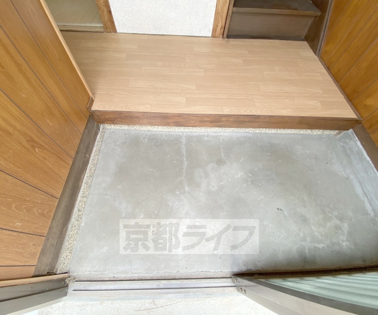 玄関　玄関です。