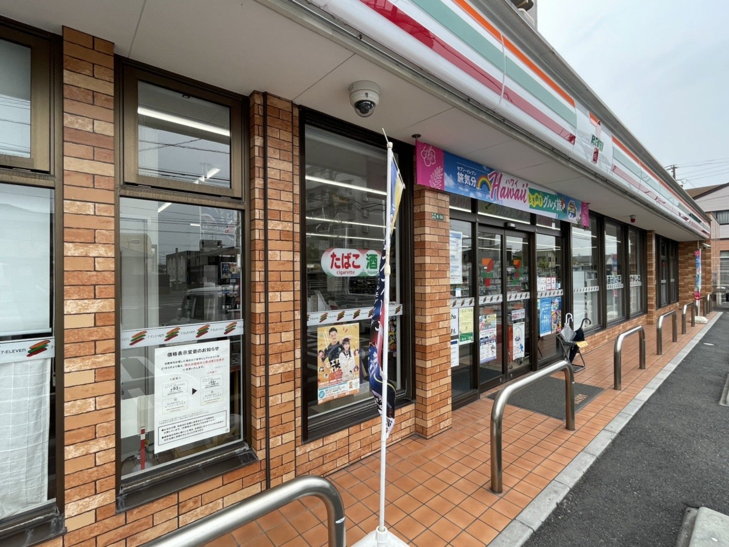 コンビニ　セブンイレブン小倉日明4丁目店（コンビニ）まで110m