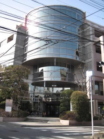 病院　健康館鈴木クリニック（病院）まで232m