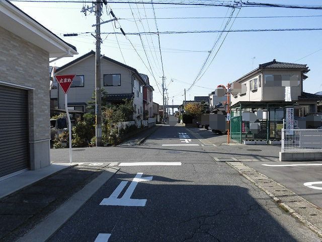 その他　前面道路（その他）まで0m