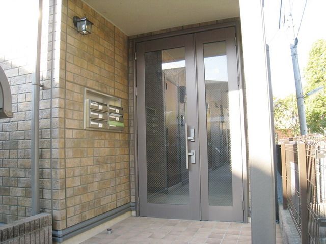 エントランス　★お問い合わせはタウンハウジング聖蹟桜ヶ丘店まで★