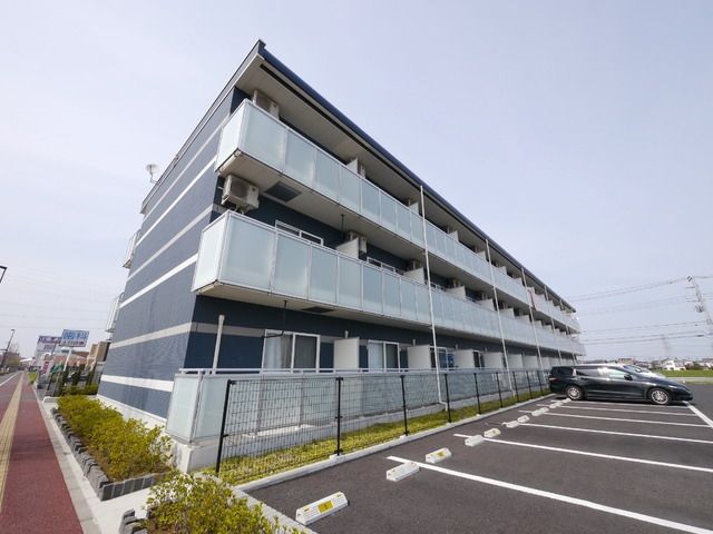 建物外観　★外観★ベランダ側★