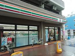 コンビニ　セブンイレブン 横浜太田町3丁目店（コンビニ）まで113m