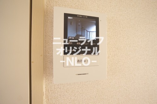 セキュリティ　室内から来訪者を確認できるTVモニターホン付で安心です☆