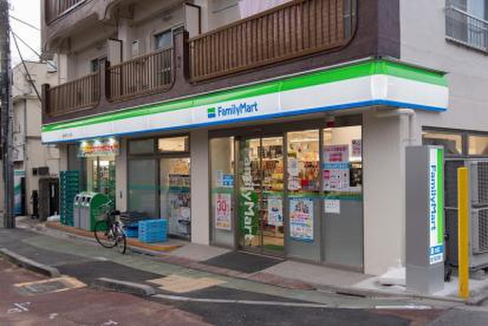 コンビニ　ファミリーマート東中野（コンビニ）まで151m