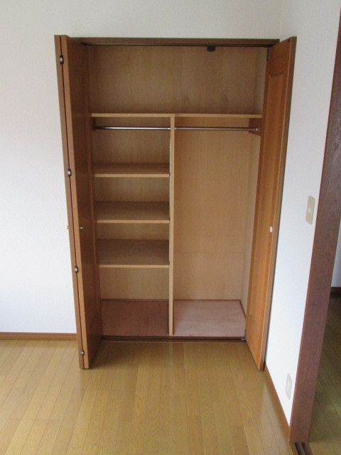 コンビニ　スリーエフ（コンビニ）まで111m