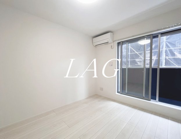 居室・リビング　洋室のお部屋です。（同仕様設備です）