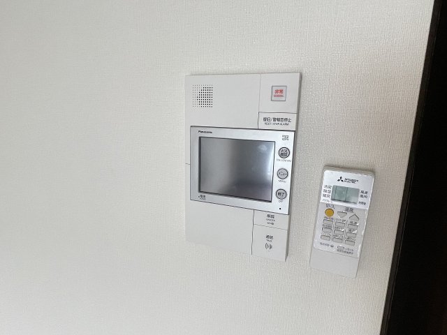 セキュリティ　TVモニター付きインターホンです