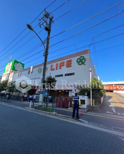スーパー　ライフ 深川猿江店（スーパー）まで586m
