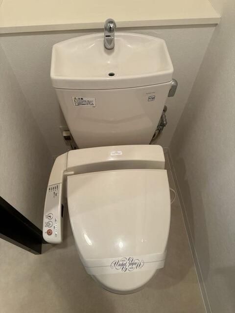 トイレ　コンパクトで使いやすいトイレです