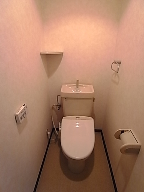 abcビルのトイレ写真