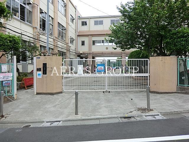 小学校　大田区立梅田小学校（小学校）まで541m