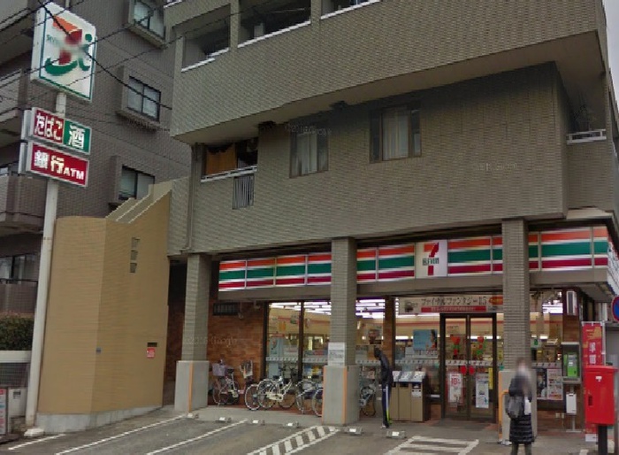 コンビニ　セブンイレブン（コンビニ）まで132m
