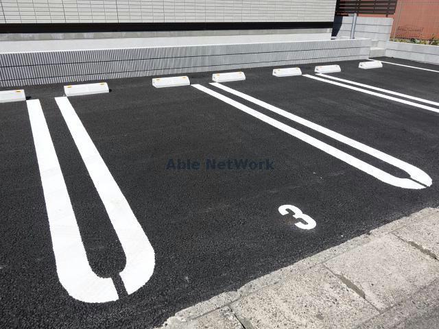 駐車場　駐車場
