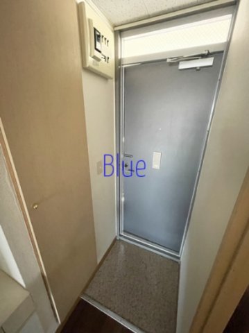玄関　同施工