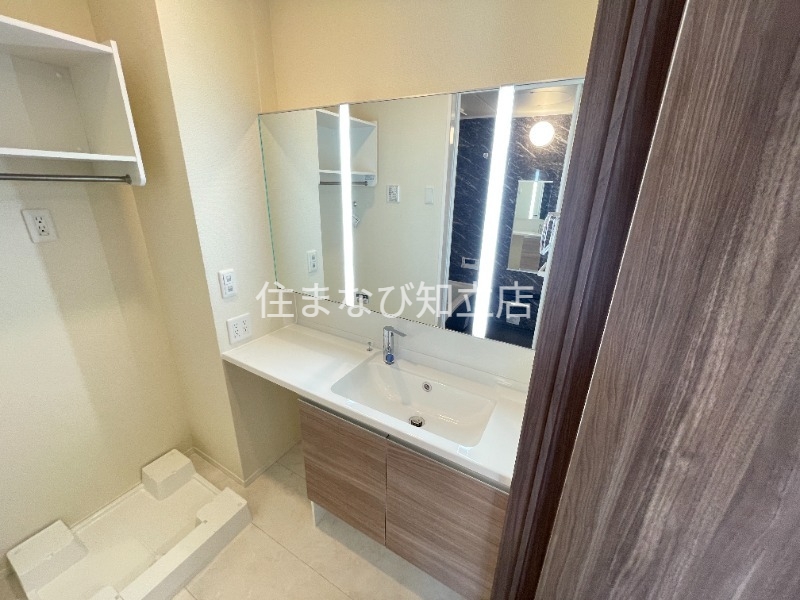 洗面設備　同型タイプ