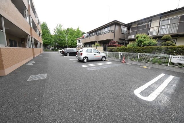 駐車場　★見学希望等はタウンハウジング中央林間店までお気軽に♪★