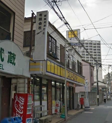 コンビニ　スリーエイト（コンビニ）まで402m