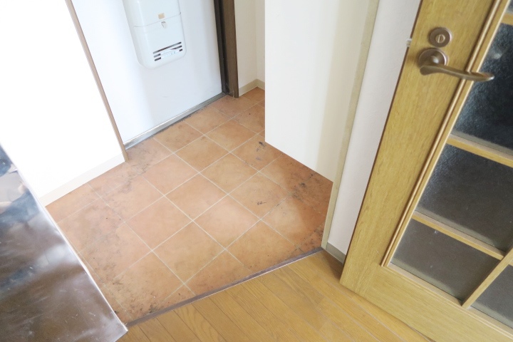 玄関　別号室の参考写真です。