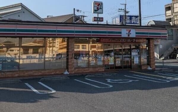 コンビニ　セブンイレブン高石加茂4丁目店（コンビニ）まで276m