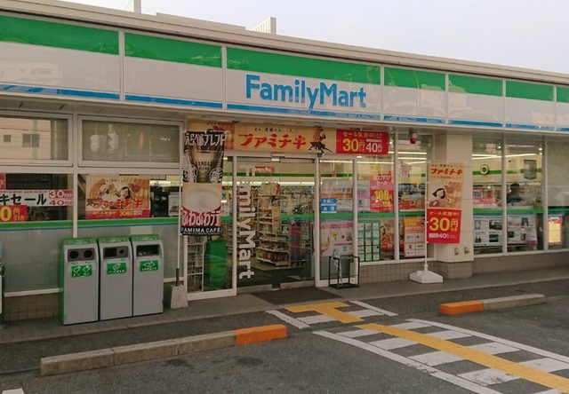 コンビニ　ファミリーマート堺一条通店（コンビニ）まで502m