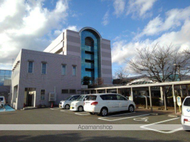 病院　長野市民病院（病院）まで1000m