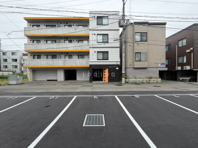 駐車場　駐車場もございます。