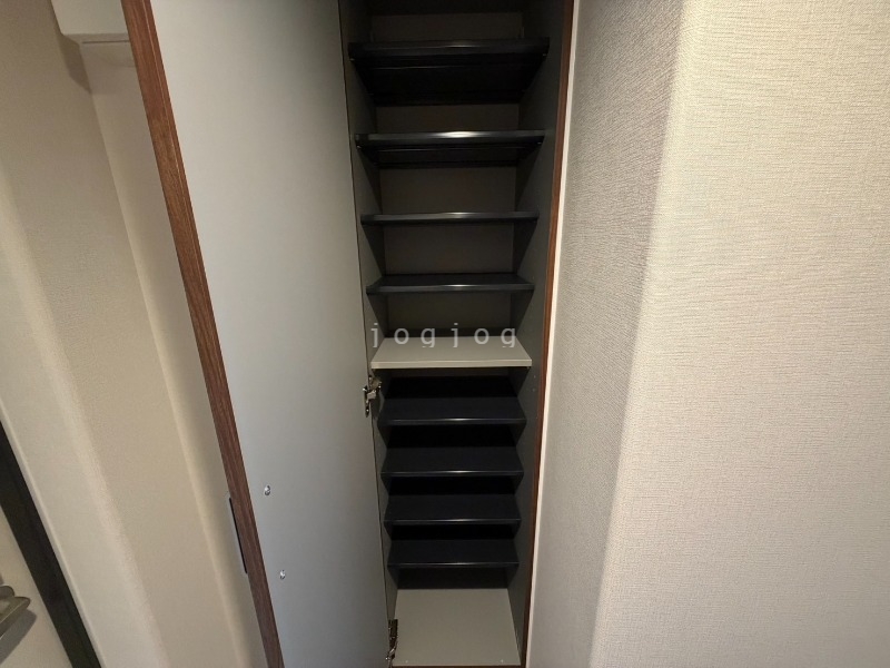 収納　靴の収納スペースも充実しているお部屋となっております。