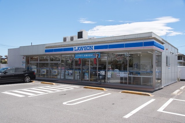 コンビニ　ローソン立川幸町四丁目店（コンビニ）まで643m