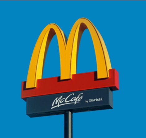 飲食店　マクドナルド 西鈴蘭台エネオス店（飲食店）まで746m