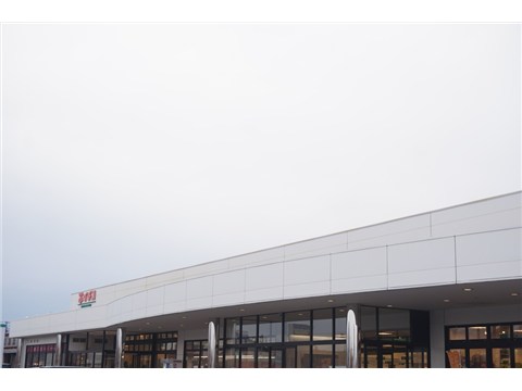 スーパー　イチコ直江津店（スーパー）まで750m