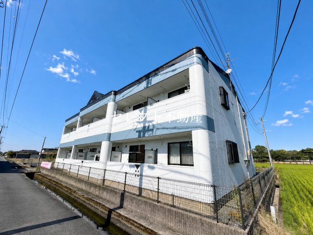 建物外観　【メゾン　サンフィット】外観写真（昼）