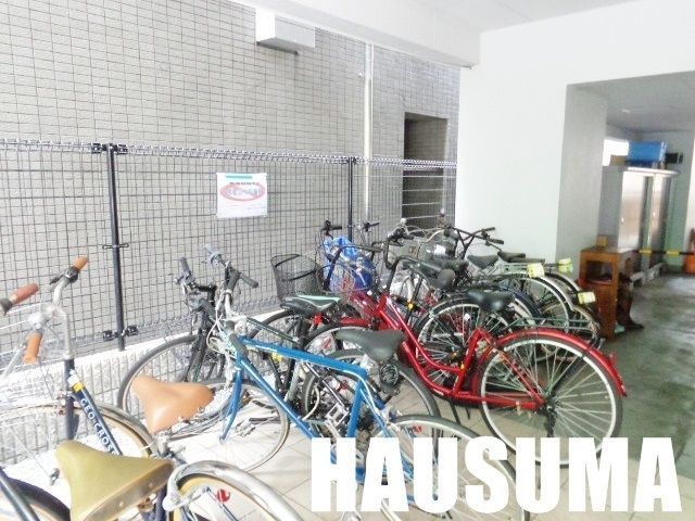 駐車場　駐輪場