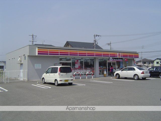 その他　コンビニ（その他）まで800m
