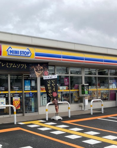 コンビニ　ミニストップ 川口長蔵店（コンビニ）まで1185m