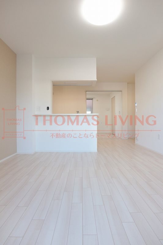 居室・リビング　お部屋探しは地域に詳しい当店へ。