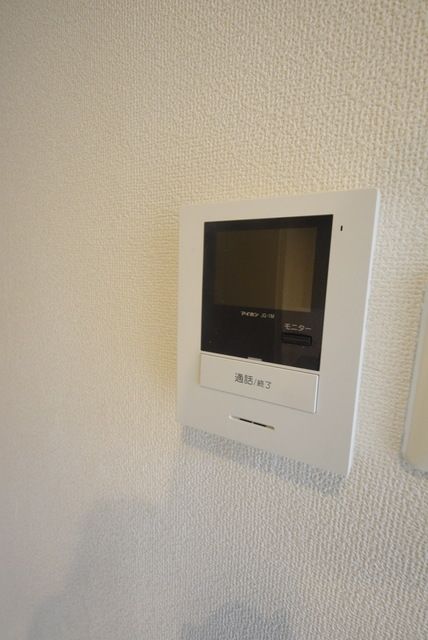 セキュリティ　★モニター付きのインターフォンです★