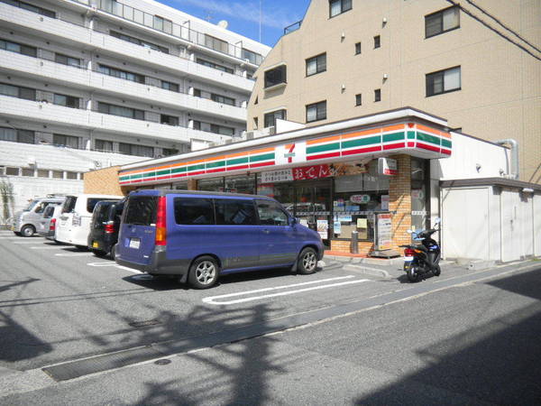 コンビニ　セブンイレブン神戸記田町3丁目店（コンビニ）まで398m