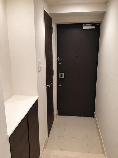 玄関　（別タイプ参考写真）プレシス西ヶ原　北区西ケ原４